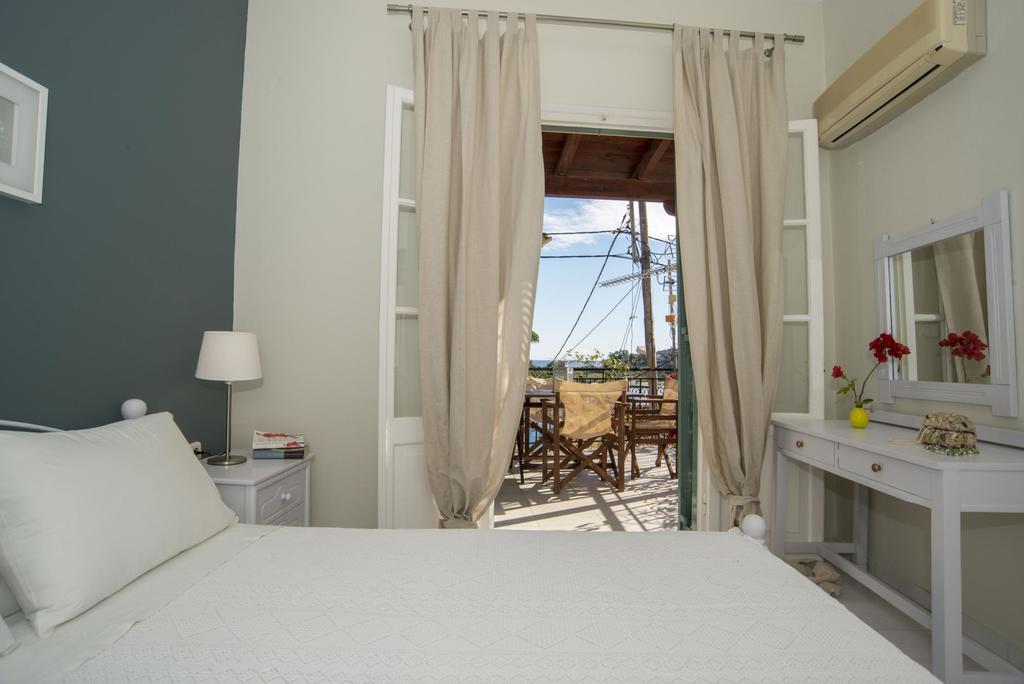 Paola'S Full Sea View House Apartman Gáiosz Kültér fotó
